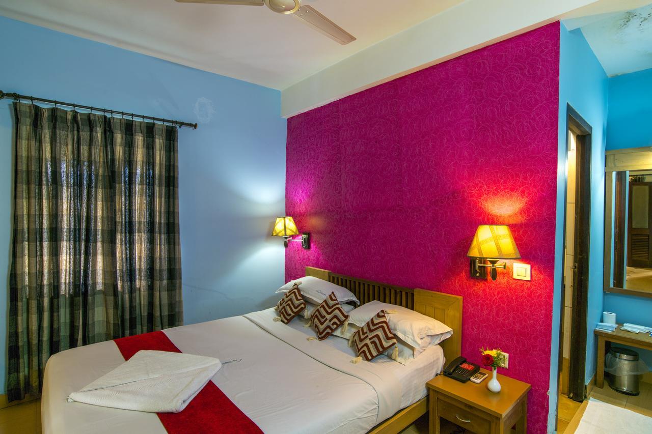 Hotel Haritagiri Kalpetta Esterno foto