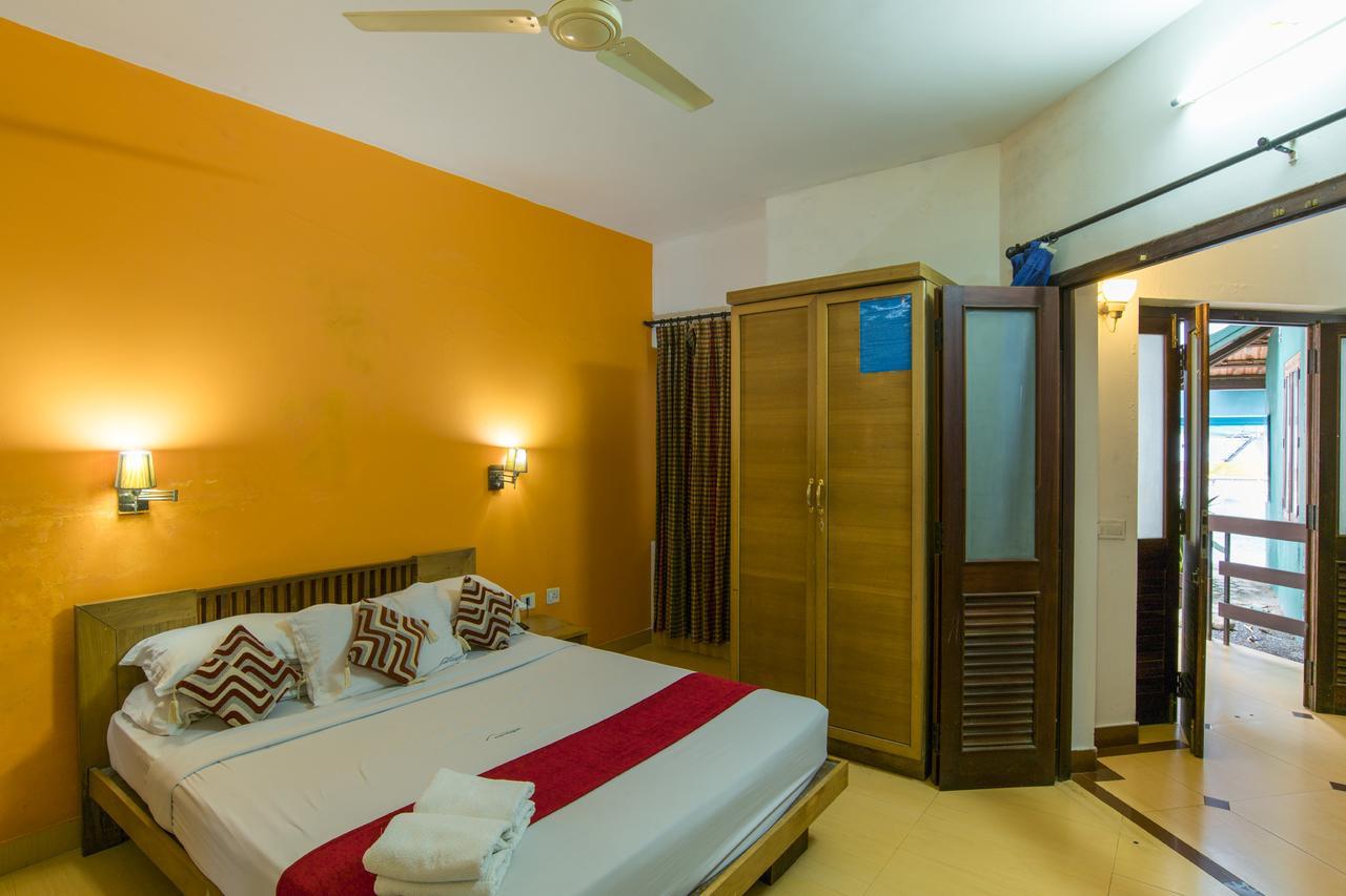 Hotel Haritagiri Kalpetta Esterno foto